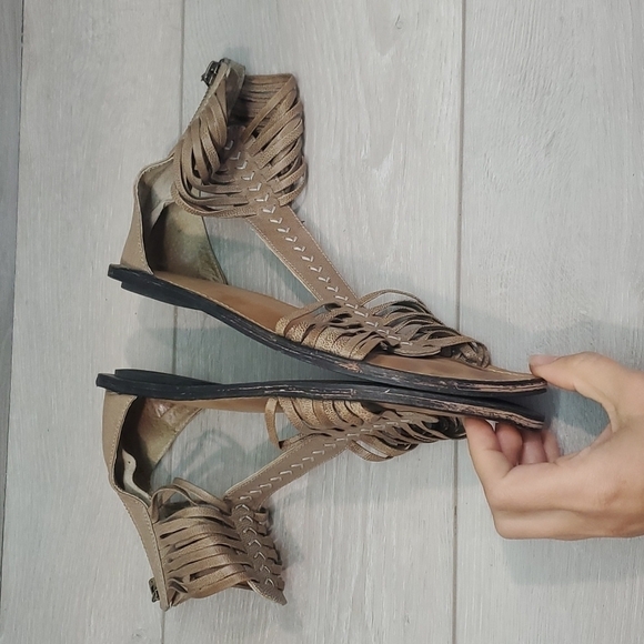 J.Shoes Estelle Gladiator Sandals Flats Side Zip shoes sz 7.5 - Picture 6 of 10